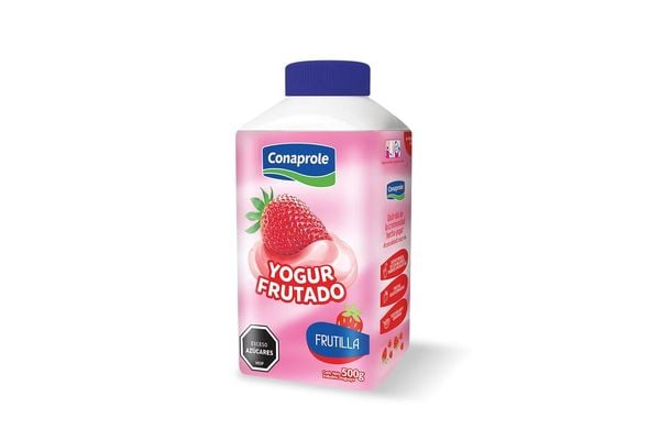 Yogur de Frutilla Conaprole Tetratop 500 g